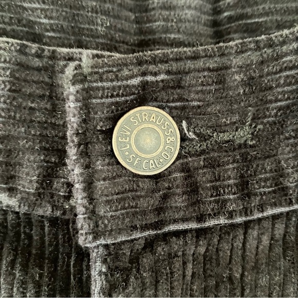 NWT Levi's Low Pro Straight Leg Black Corduroy Pants (31 X 30) - Picture 8 of 10